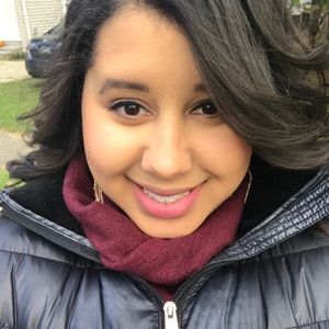 Meet your Posher, Courtney